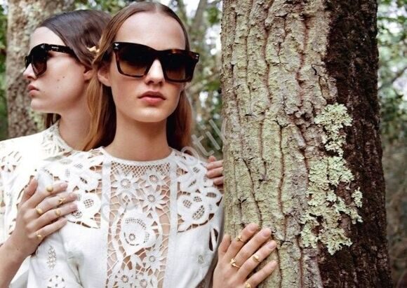 Vanessa-Hedvig-Maartje-Grace-And-Clementine-By-Michal-Pudelka-For-Valentino-Spring-Summer-2015-sunglasses-690x489